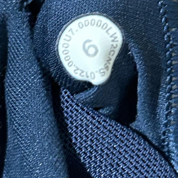 Lululemon Wunder Train Longline Bra *Medium Support, C/D Cup - Picture 4 of 4